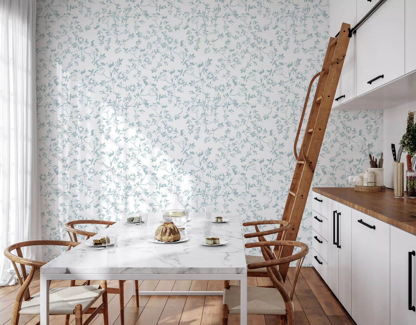Papel tapiz con boceto floral azul sereno
