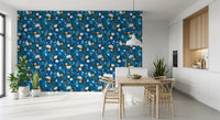 Papier peint botanique à fleurs indigo profond