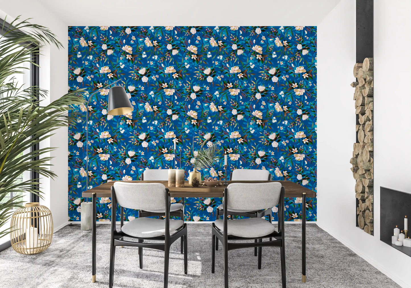 Papier peint botanique à fleurs indigo profond