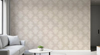 Papier peint à motif de volutes damassées crème