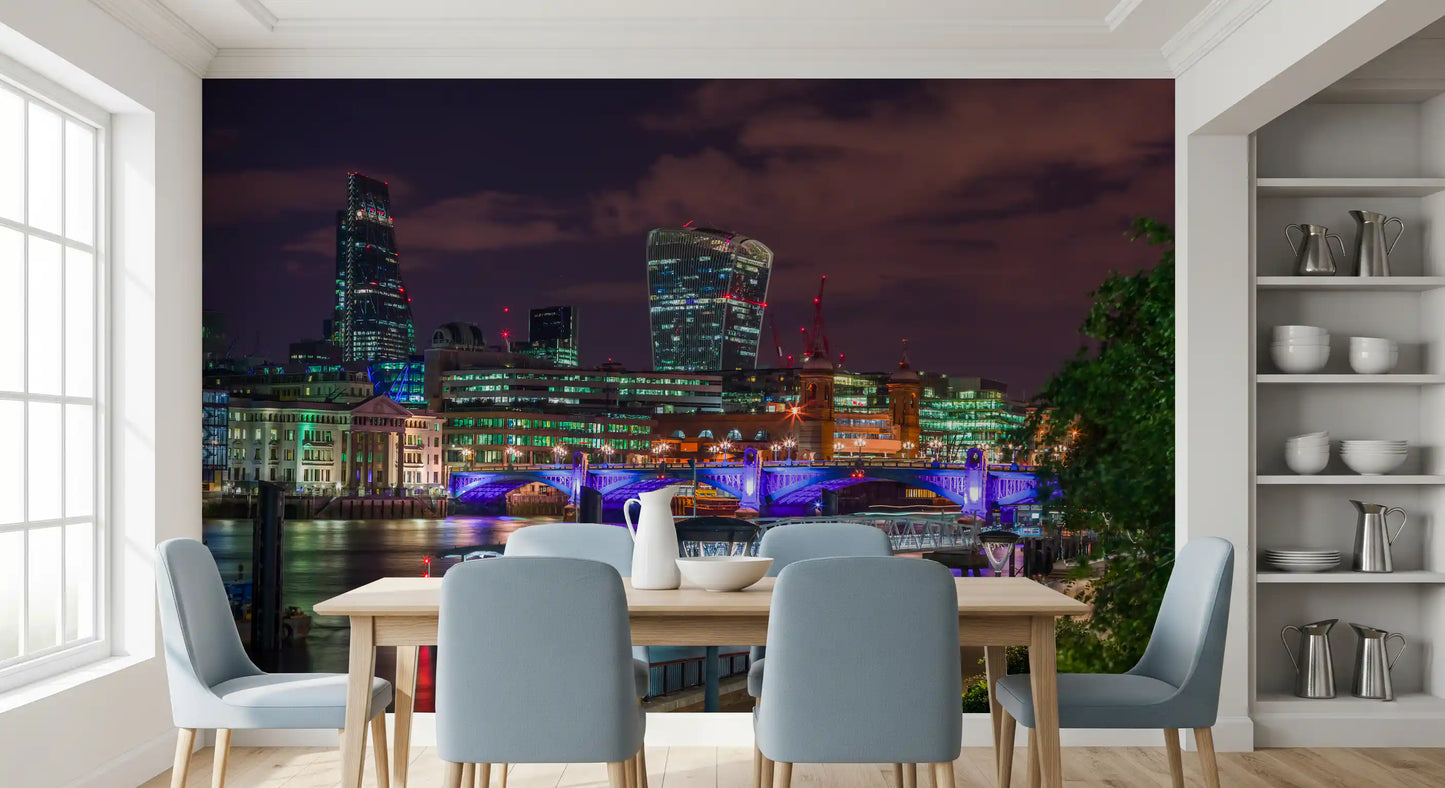 Fototapet med Thames-floden i urban nattebelysning