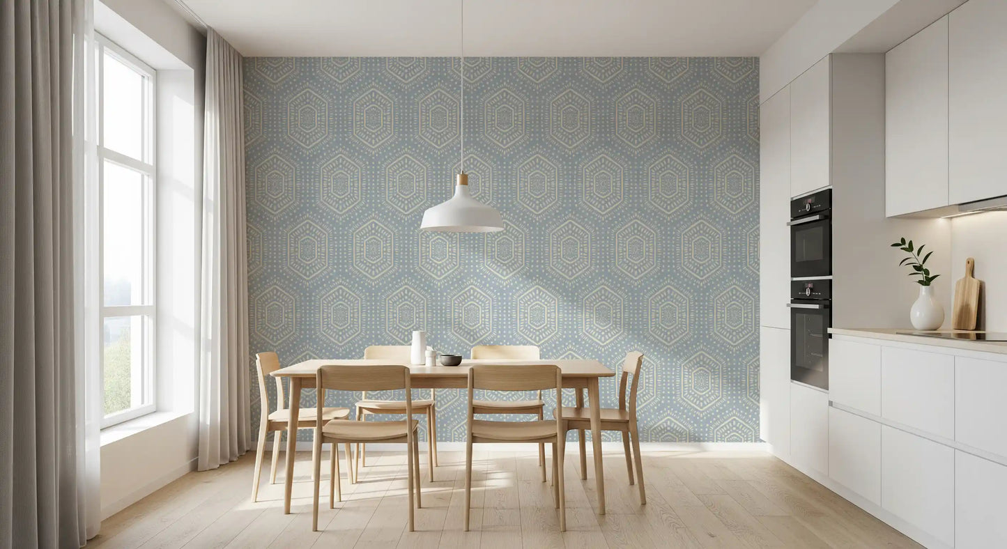 Boho Painted – abstrakte Mudcloth-sekskanter med etnisk geometrisk mønster i franskblå tapet