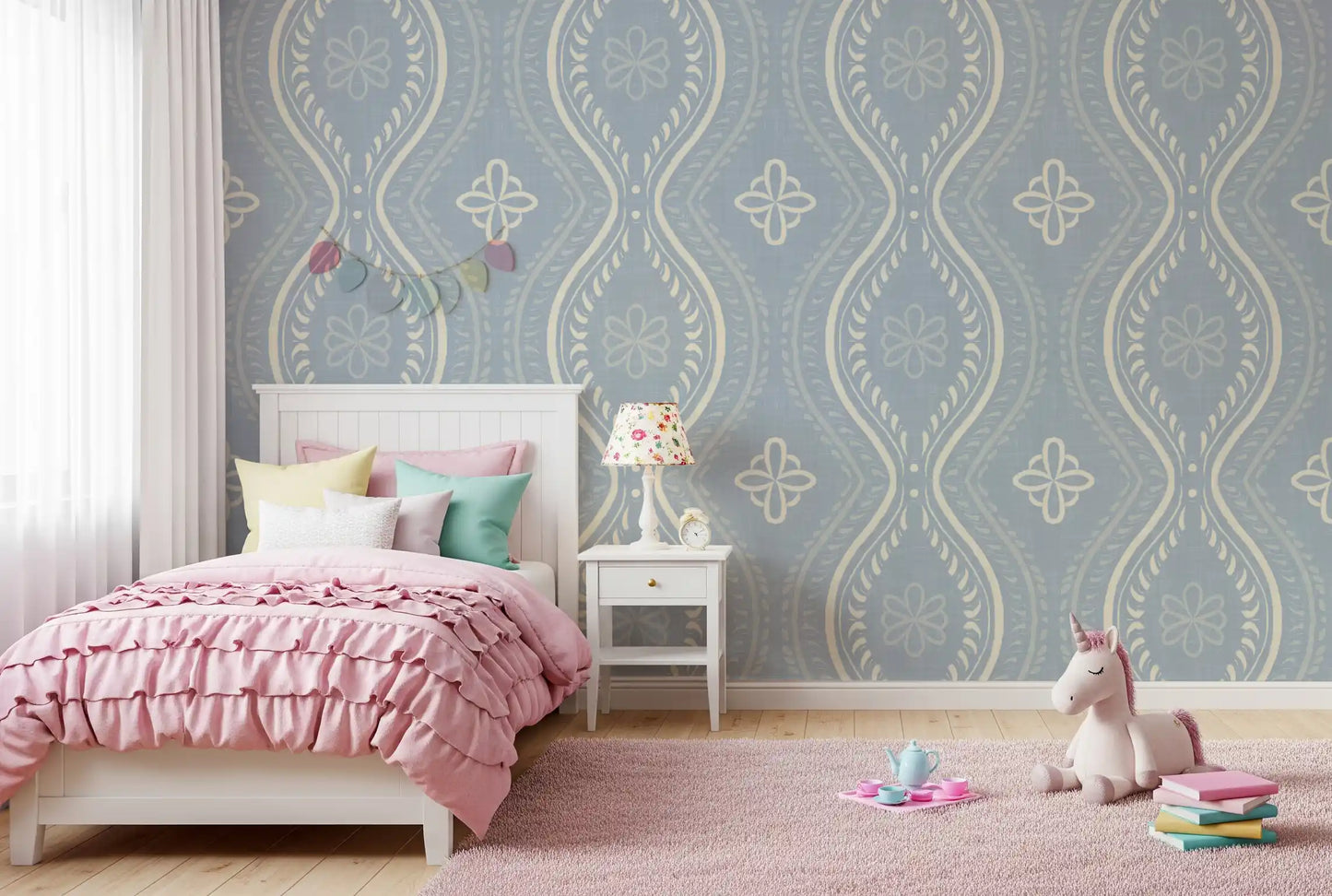 Falmet Ogee-damask – blå tapet i fransk landstil