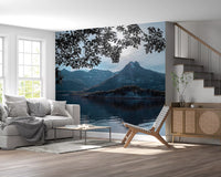 Arktische, sonnenbeschienene alpine Reflexion – Wandbild