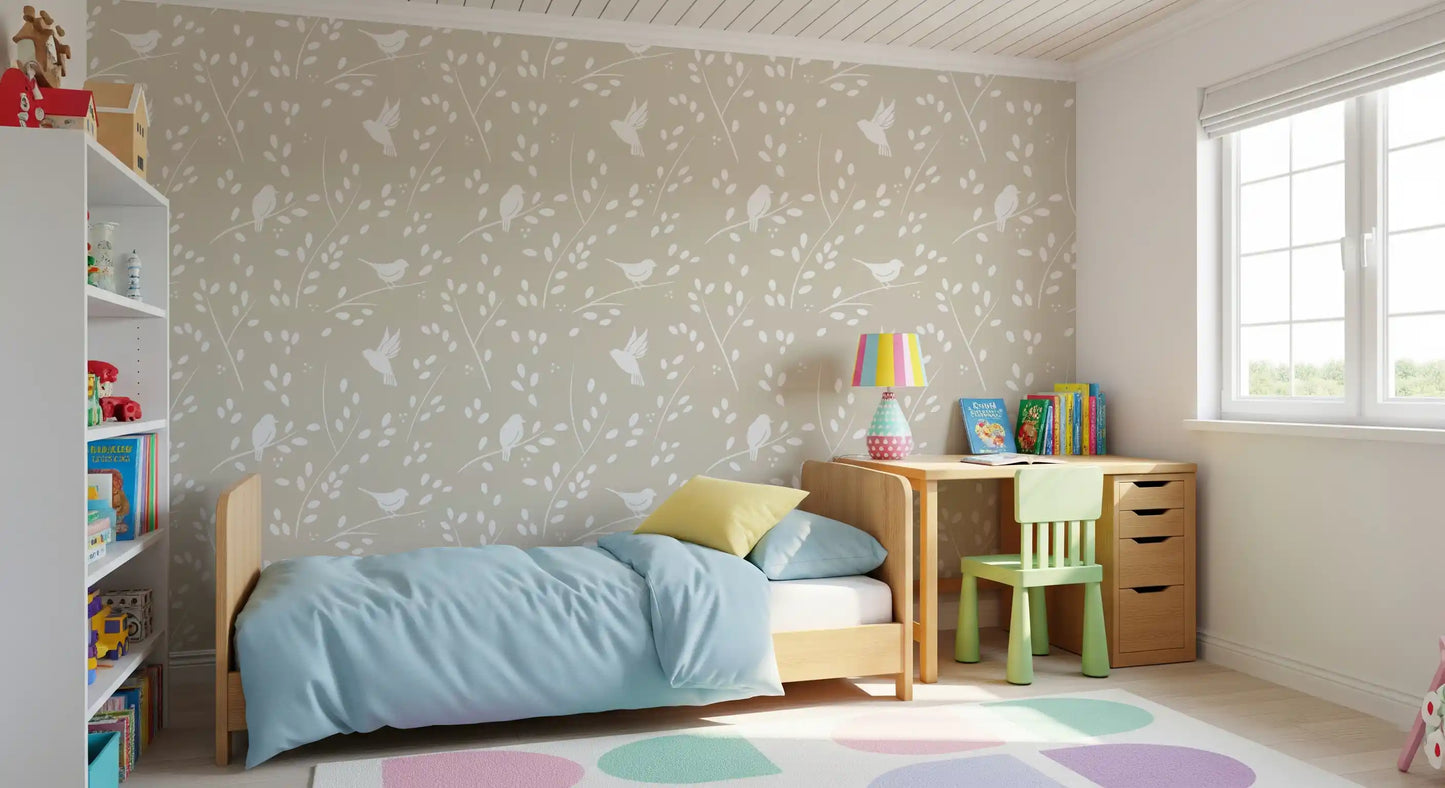 Ruhige minimalistische Garten­vögel auf Tapete in sanftem Taupe