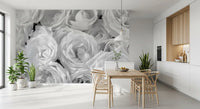 Superposition abstraite de pétales monochromes en panoramique mural