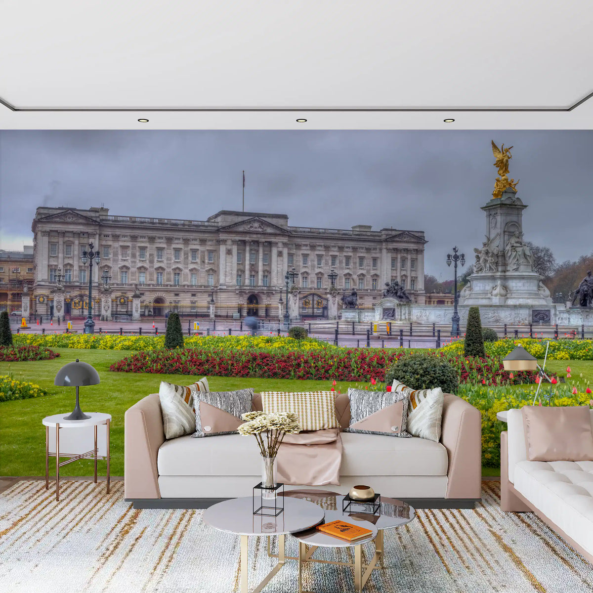 Vue panoramique murale du palais et du jardin printanier