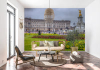 Vue panoramique murale du palais et du jardin printanier
