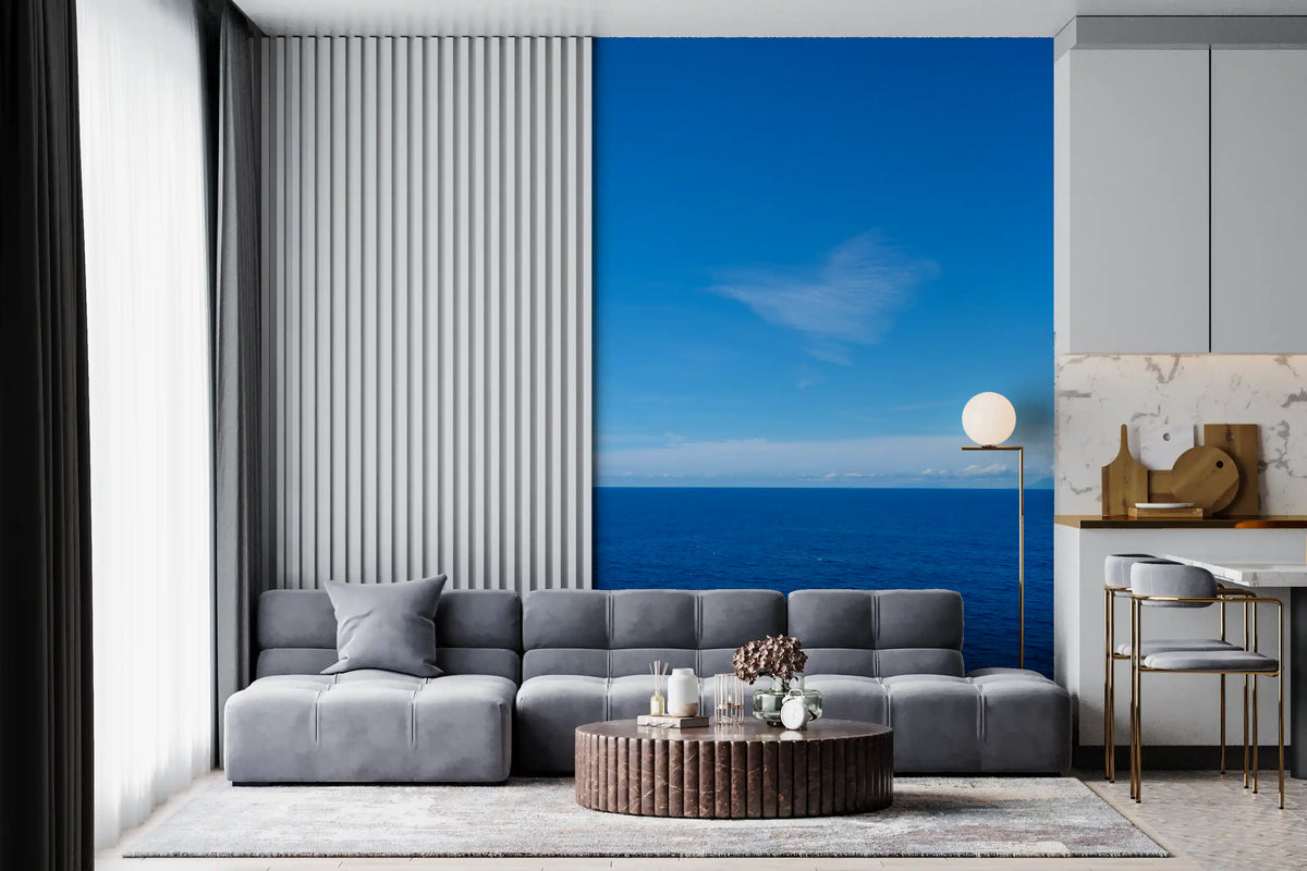 Minimalistisches Wandbild mit azurblauem Himmel und Meerblick