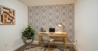 Botanische Damasttapete in Creme und Beige