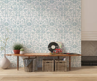 Carta da parati damascata botanica blu tenue