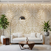Tapete mit Damast-Silhouette in Creme und Weiß