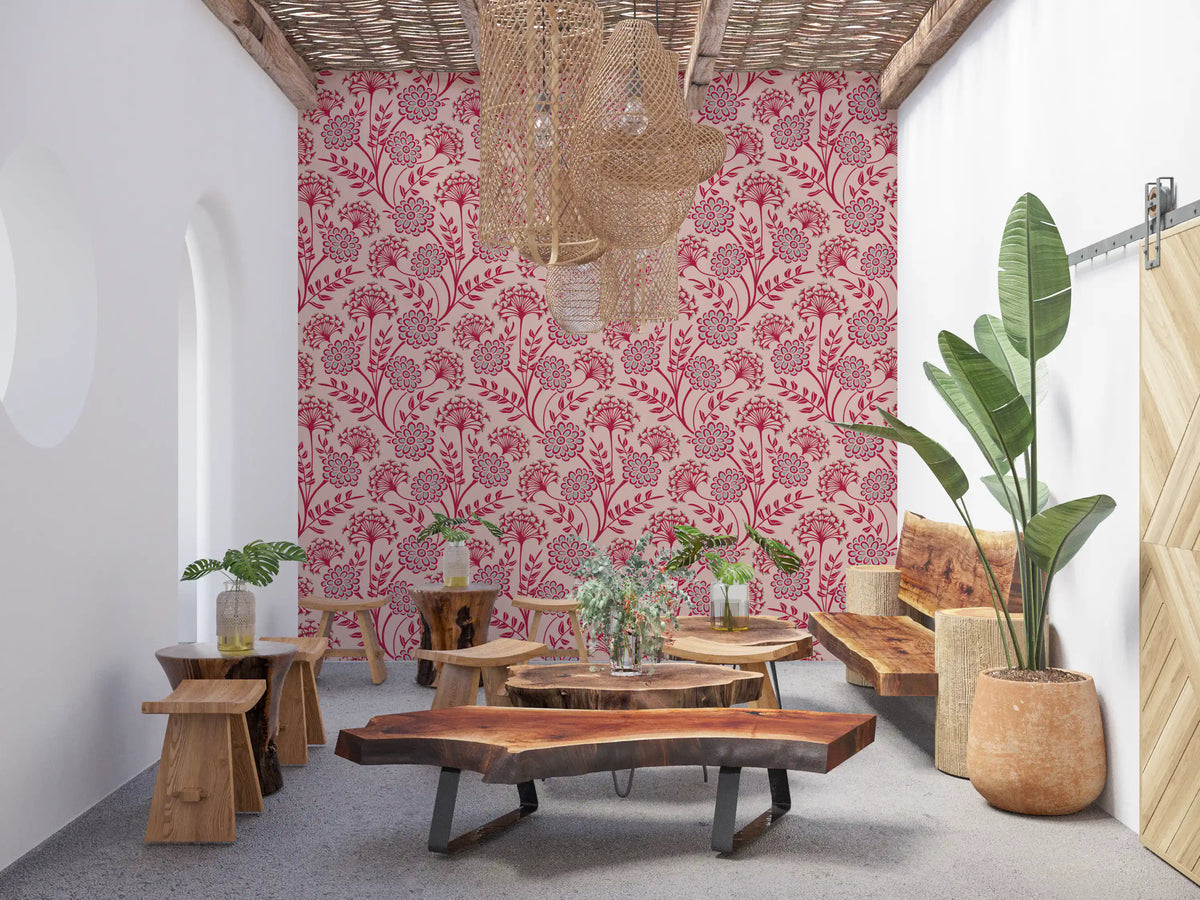 Danube Retro vintage bloemenbehang met zinnia en fluitenkruid in Viva Magenta-rood en Warm Sand