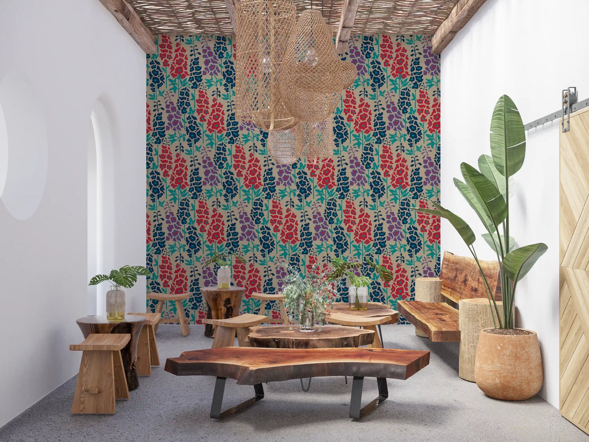Papier peint fleuri estival rétro Delphinium Garden, bleu marine, rouge et violet⁠