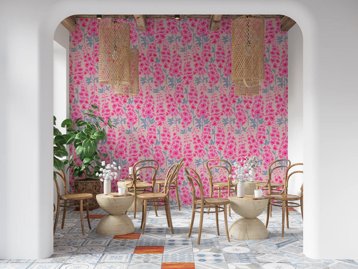 Delphinium-Garten Retro-Sommer Blumen-Tapete in hübschem Rosa