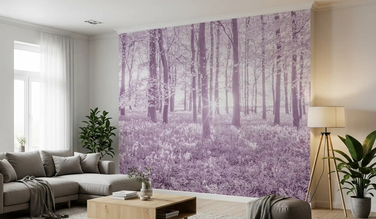 Wandbild mit sonnenbeschienenem Waldkronendach in Pastellflieder