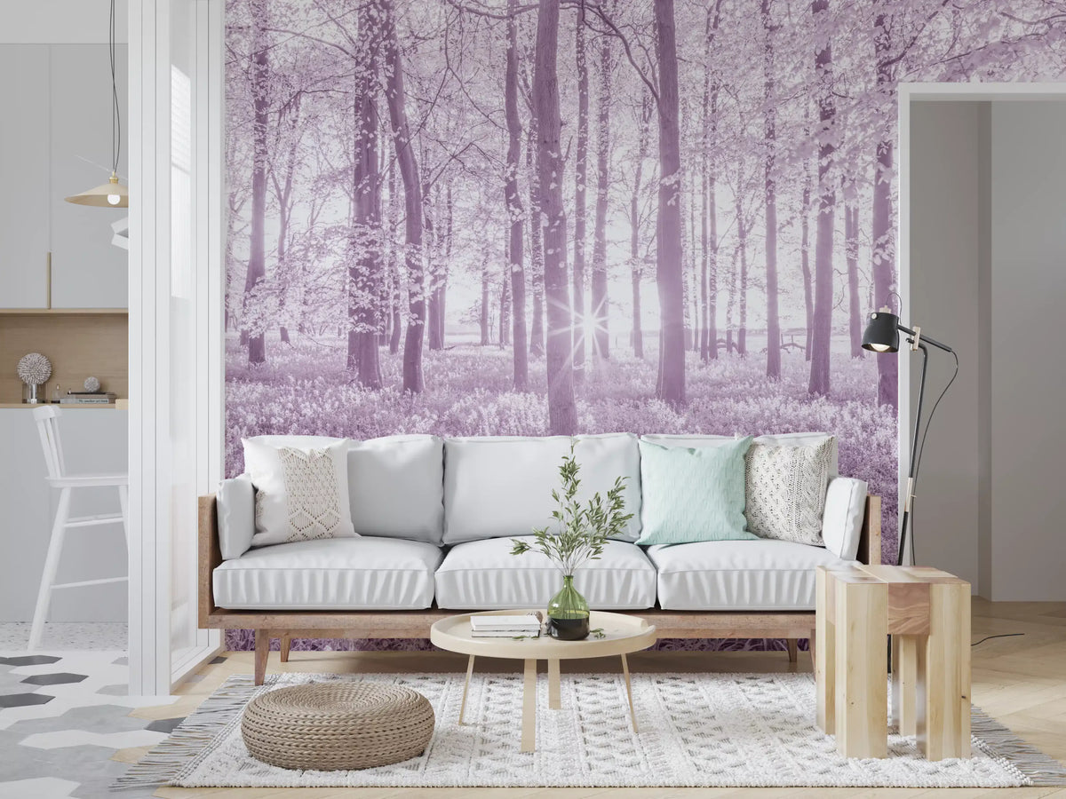 Wandbild mit sonnenbeschienenem Waldkronendach in Pastellflieder