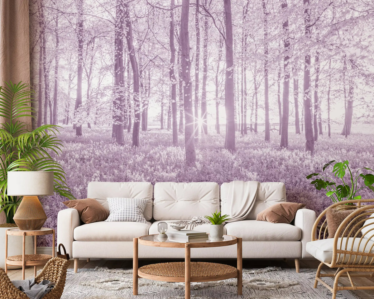 Wandbild mit sonnenbeschienenem Waldkronendach in Pastellflieder