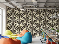 Tapete mit botanischer Symmetrie in Creme und Anthrazit⁠