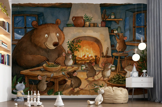 Wandbild „Waldtiere: Bär und Mäuse in einer gemütlichen Cottage-Küche – Märchenszene“