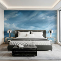 Abstraktes Wandbild mit Wolken, zarten Schwaden und bewegtem Himmel