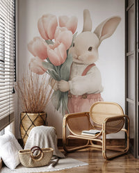 Wandbild „Kleiner Hase mit Tulpenstrauß“