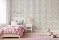 Serene lineaire textuur in crèmekleurig behang