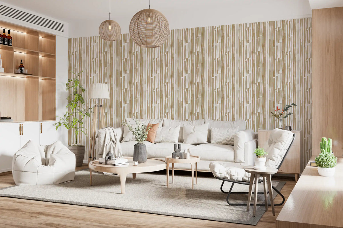 Minimalistisk tapet med myke beige vertikale penselstrøk