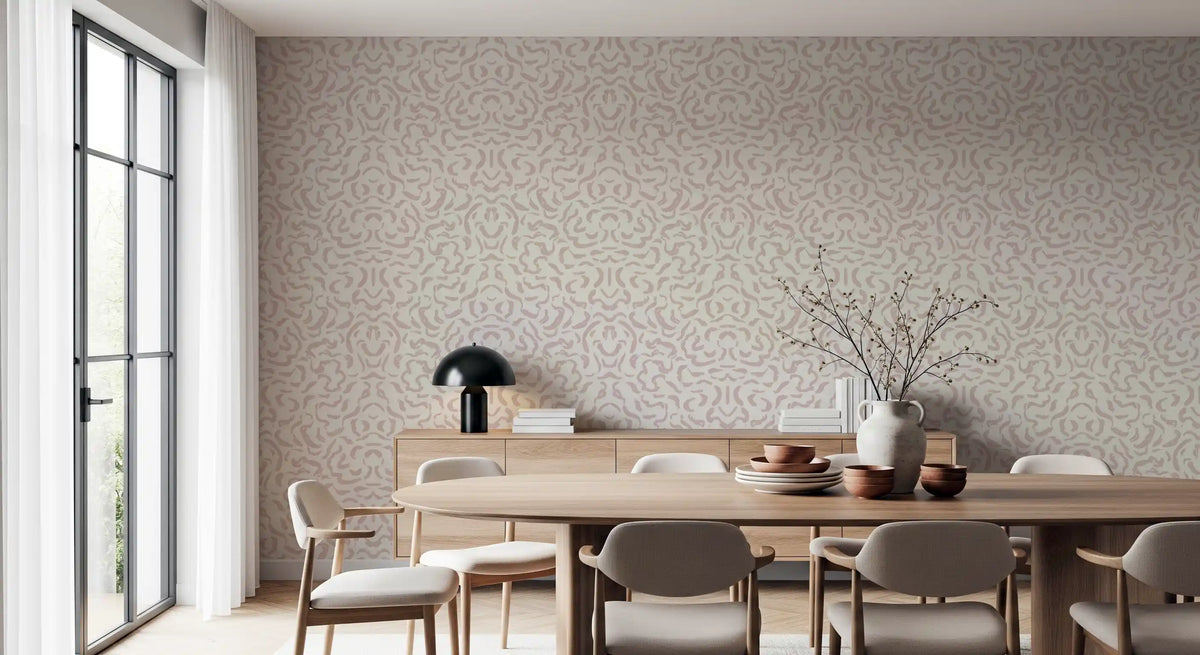 Tapet med abstrakt, blushfarvet rytmisk ornament