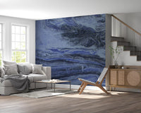 Papier peint panoramique à volutes de marbre bleu azur profond