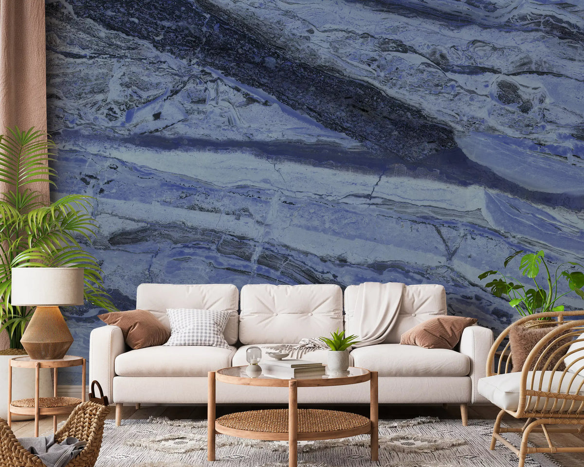 Wandbild mit Marmoradern in tiefem Kobaltblau