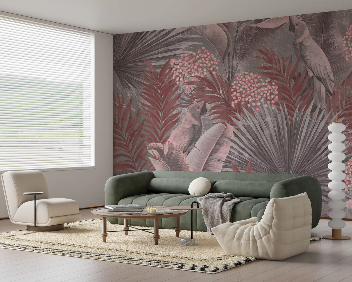 Wandbild mit Kakadu in gedecktem Rosa und tropischem Blattwerk