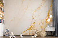 Wandbild mit weißer Marmorplatte und goldenen Adern