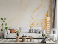 Wandbild mit weißer Marmorplatte und goldenen Adern
