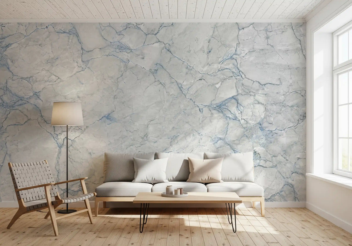 Wandbild mit Marmoradern in kühlem Graublau