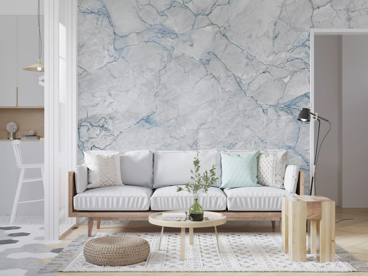 Wandbild mit Marmoradern in kühlem Graublau