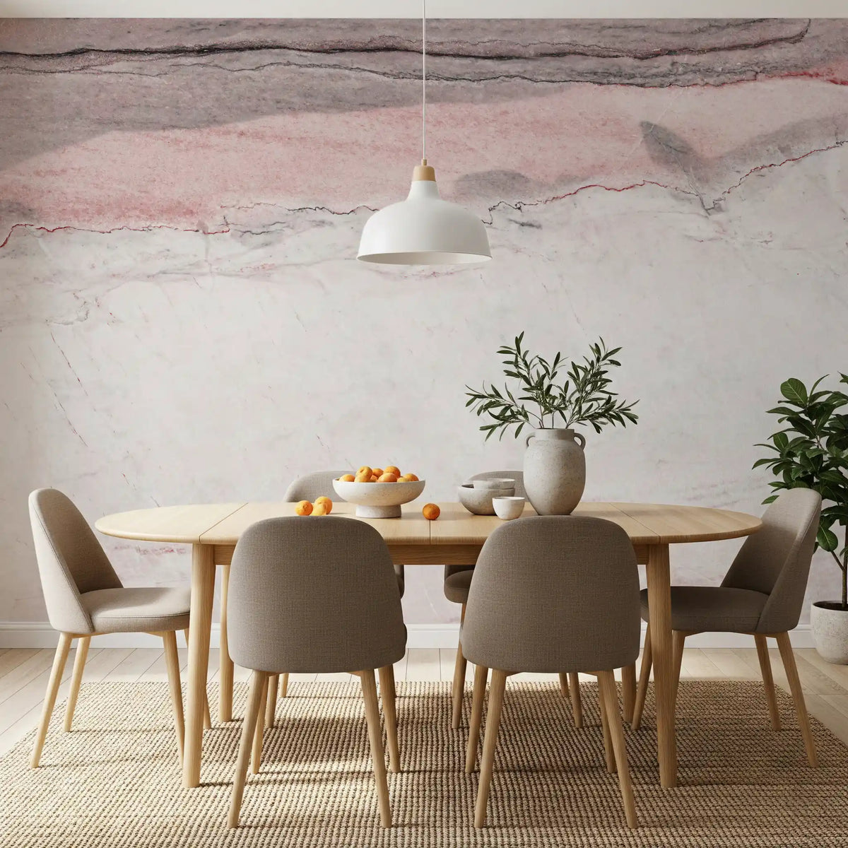 Wandbild mit Adern aus Rosenquarz-Marmor