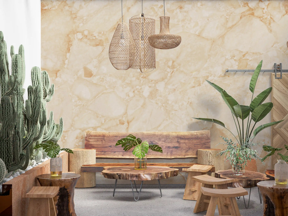 Wanddecoratie met crèmekleurige breccia-marmerstructuur