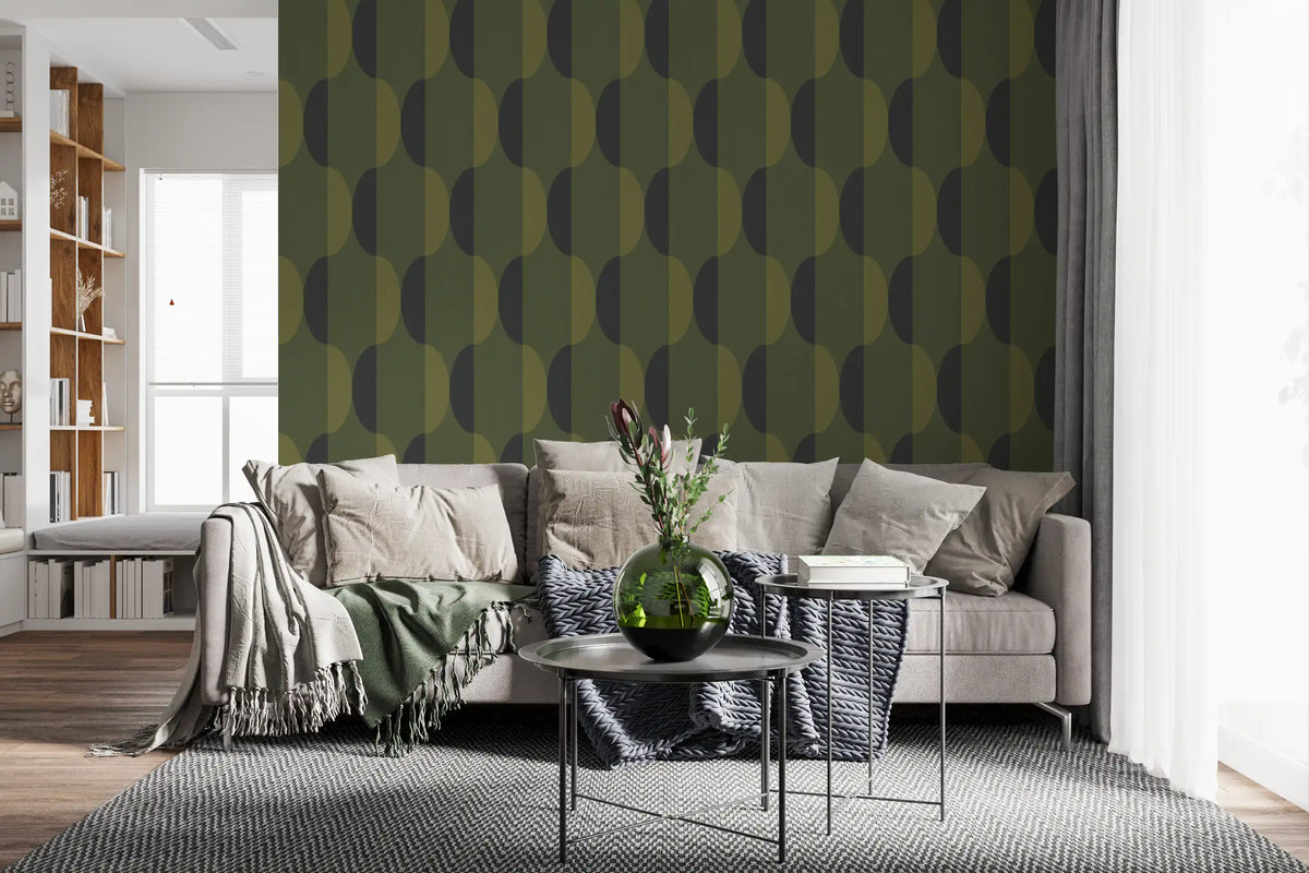 Tapete mit ovalen Motiven im Mid-Century-Stil, olivgrün und moosgrün⁠