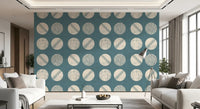 Tapeten mit Kreisen in gedecktem Petrol und Creme im Mid-Century-Stil