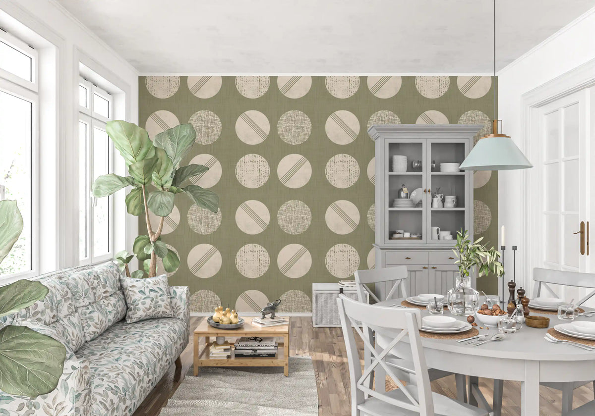 Tapeten mit Kreisen in Salbeigrün und Creme im Mid-Century-Stil