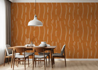 Tapet med bølgede striber i brændt orange, mid-century