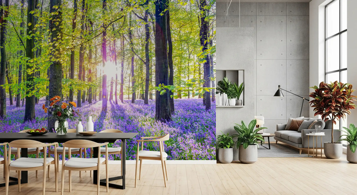 Wandbild „Frühlingshafte violette Waldlandschaft“
