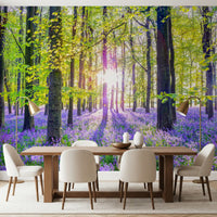Wandbild „Frühlingshafte violette Waldlandschaft“