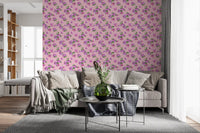 Tapete mit zartem Blumenmuster und Blüten