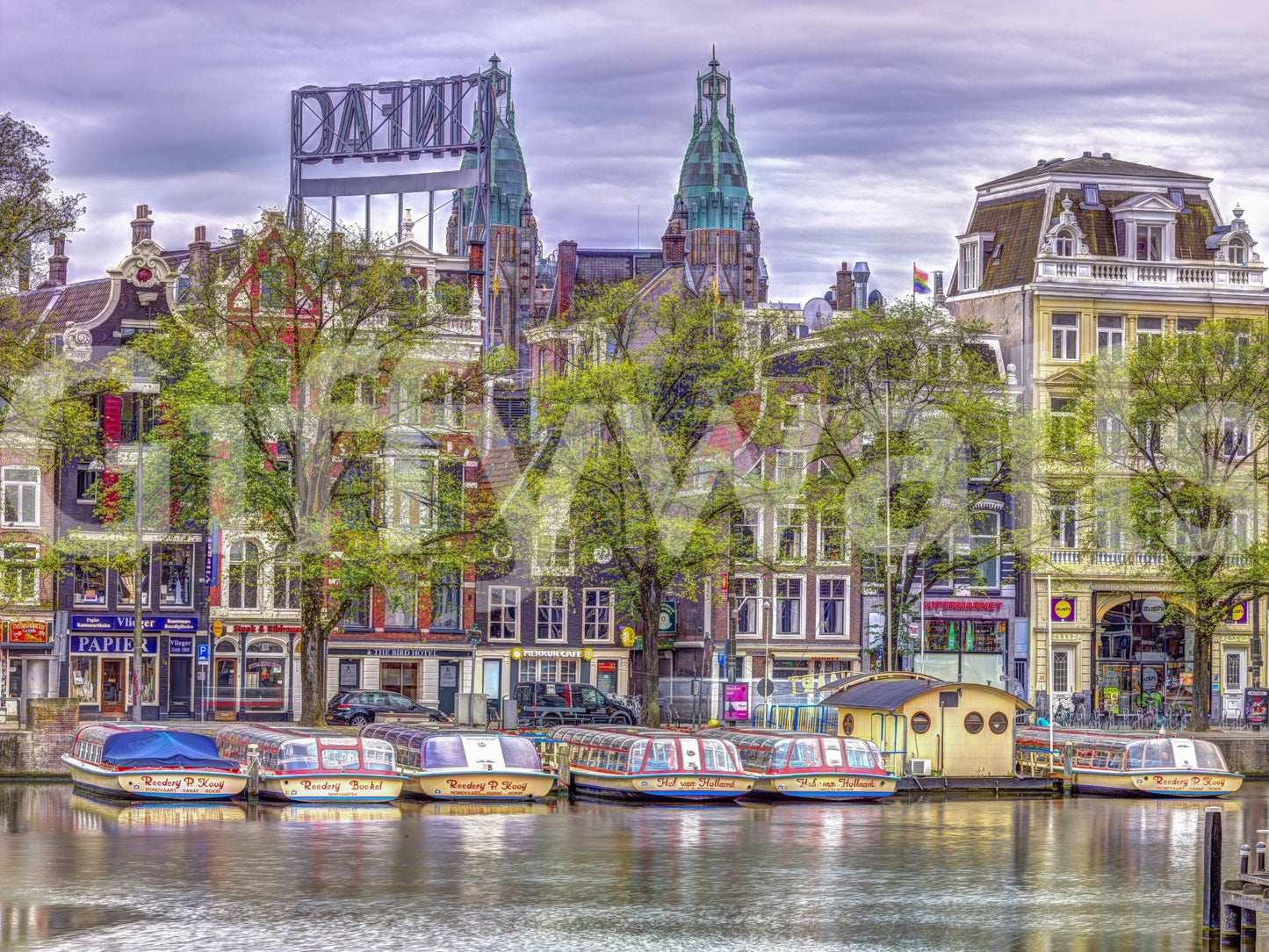 The wallpaper features a subtle, calming pattern.

