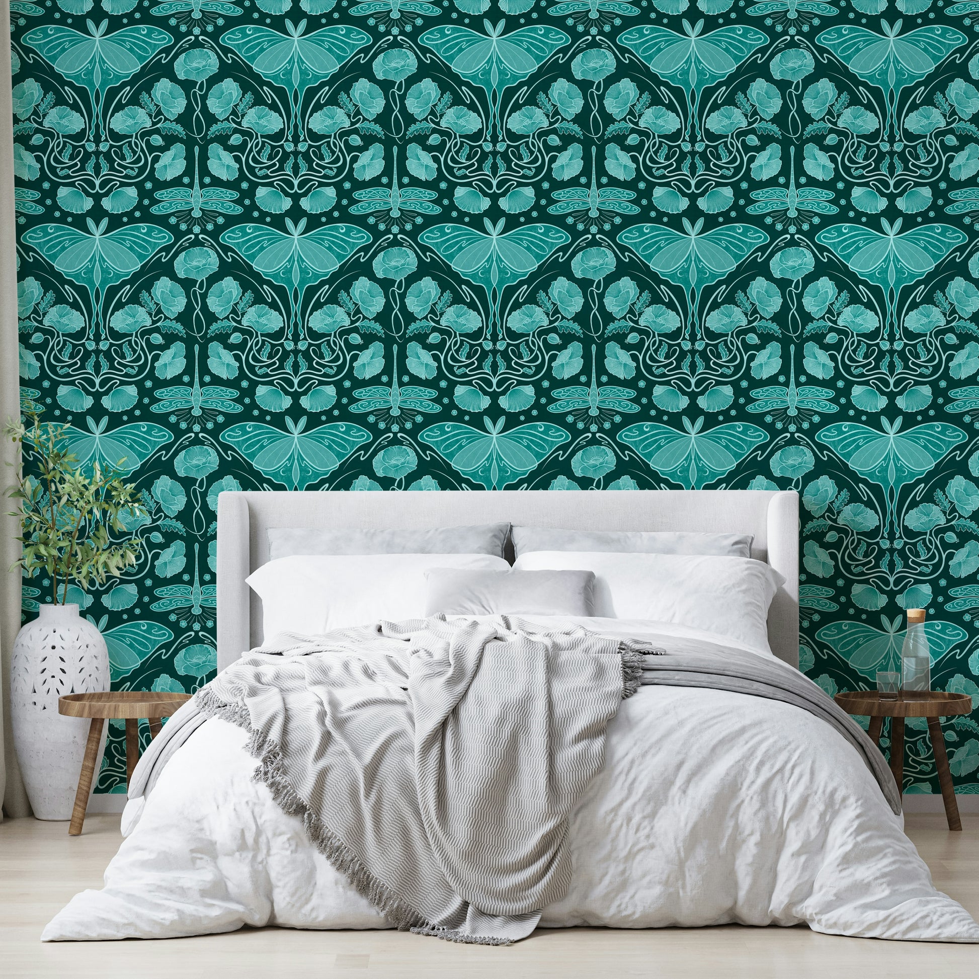 Statement wallpaper with teal Art Nouveau print

