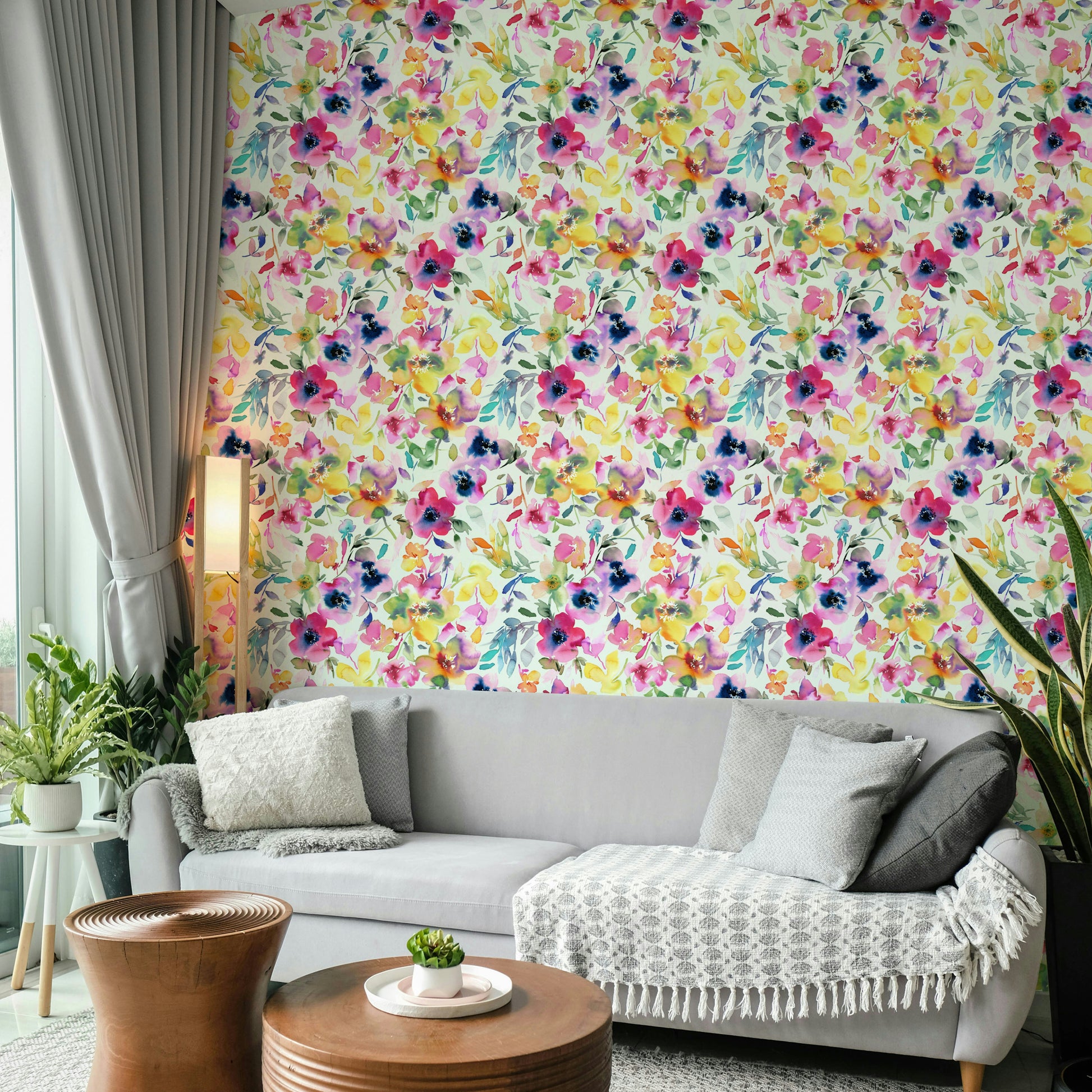 Bold summer flower wallpaper for lively interiors

