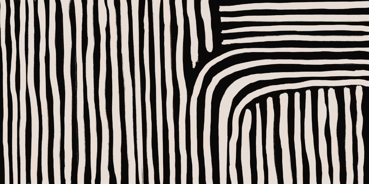 mural de tapet cu dungi alb -negru in your room — zoomed