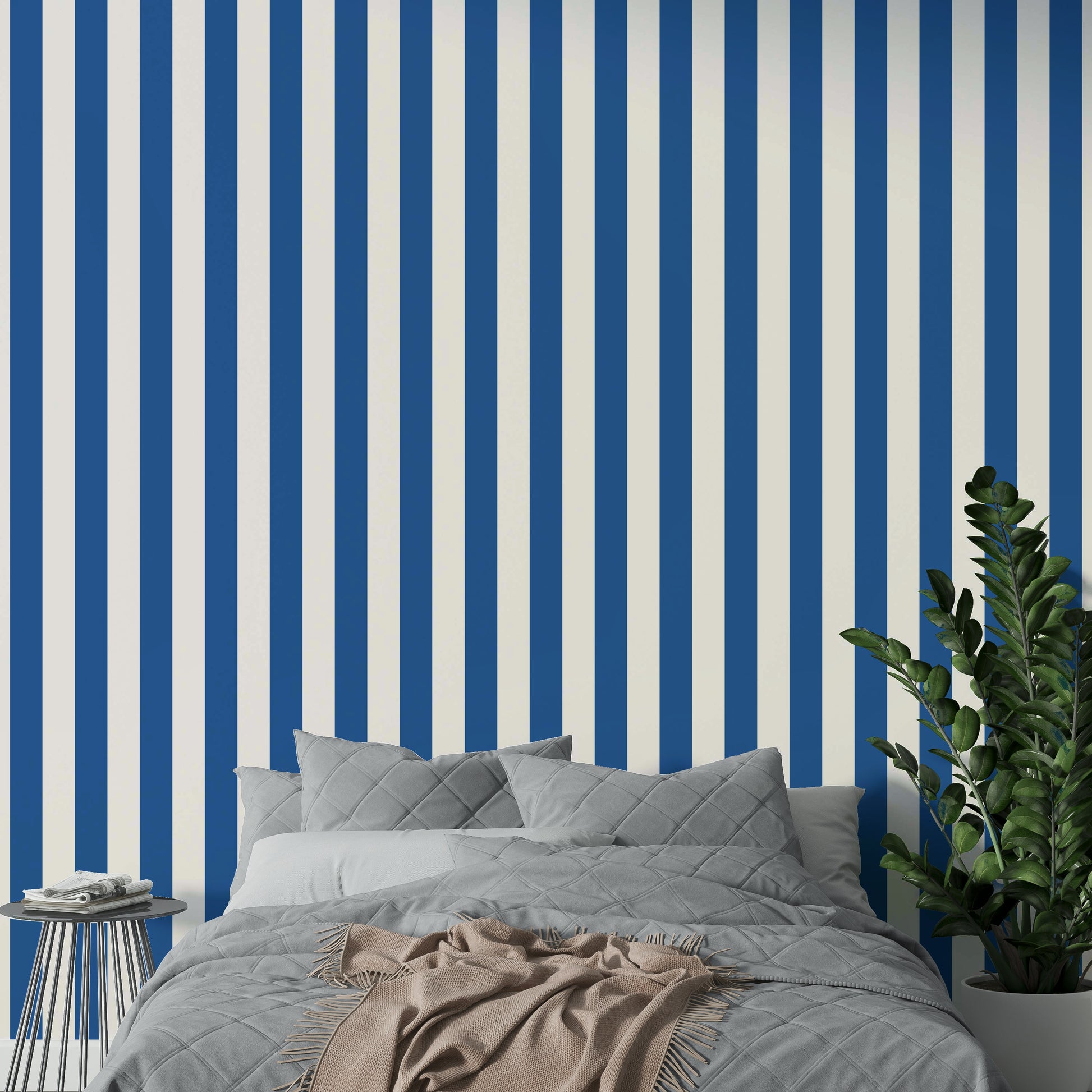Beige and navy vertical stripes for coastal décor

